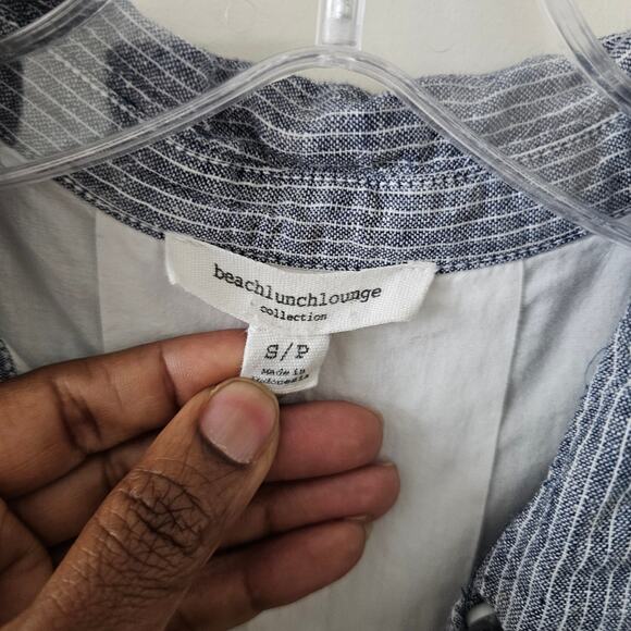 Beach Lunch Lounge Grey Button-Down Sleeveless Dress Shirt Size S - Picture 3 of 5